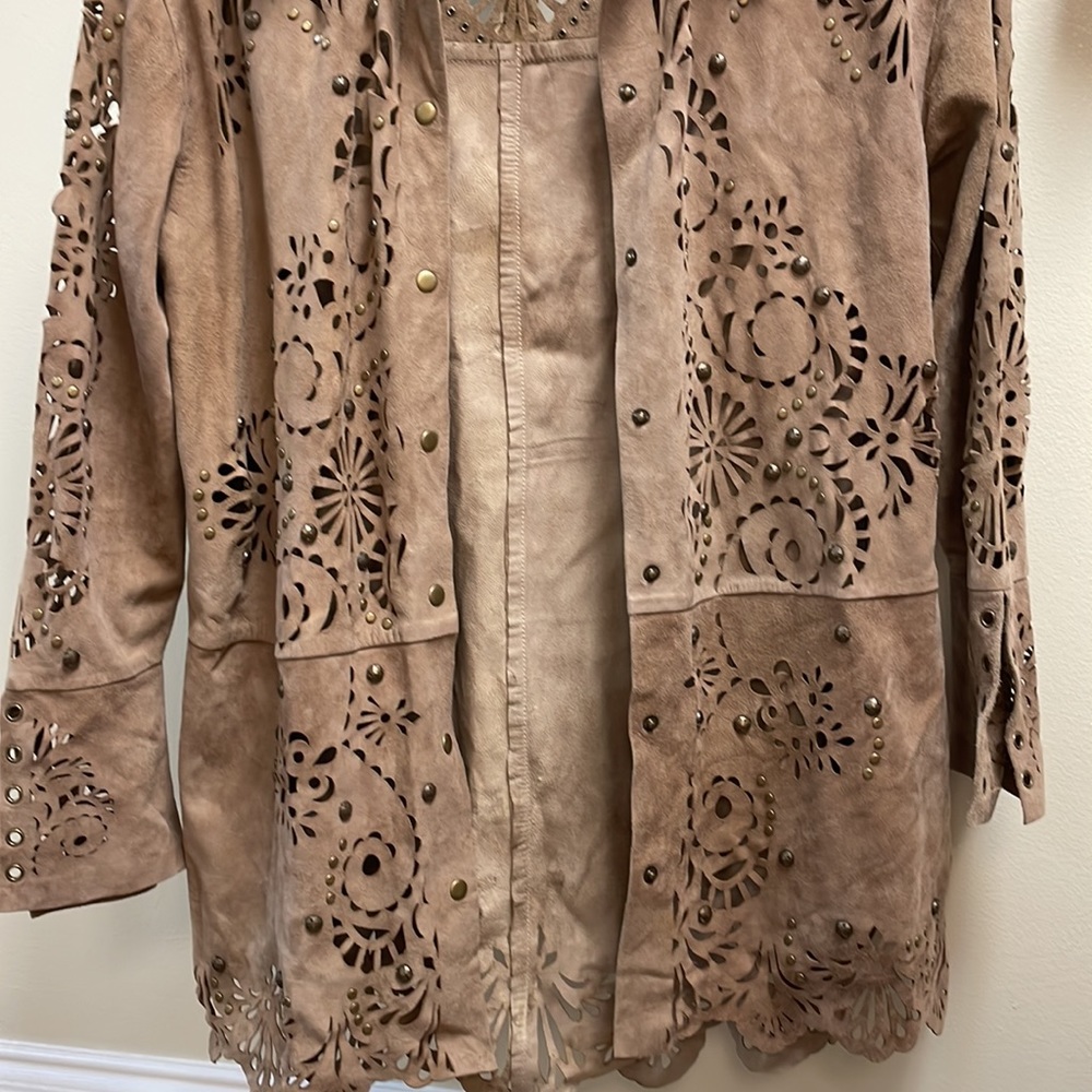 New Women’s Bali Star Studded Suede Top By Free People!!🔥🔥🔥 - Picture 8 of 13